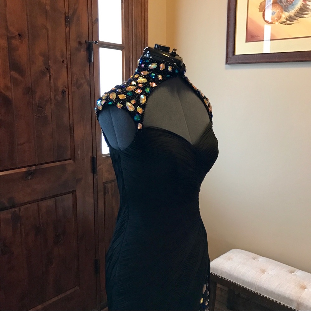 MAC DUGGAL Crystal Ruched Prom Gown! NEW! - Picture 4 of 8